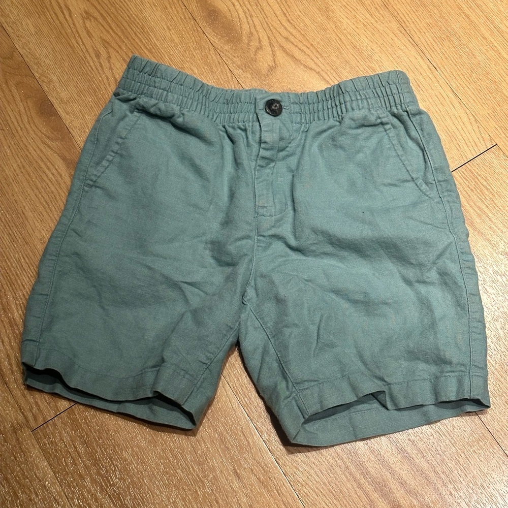 Kid’s khaki Green Casual Shorts janie and jack size 6